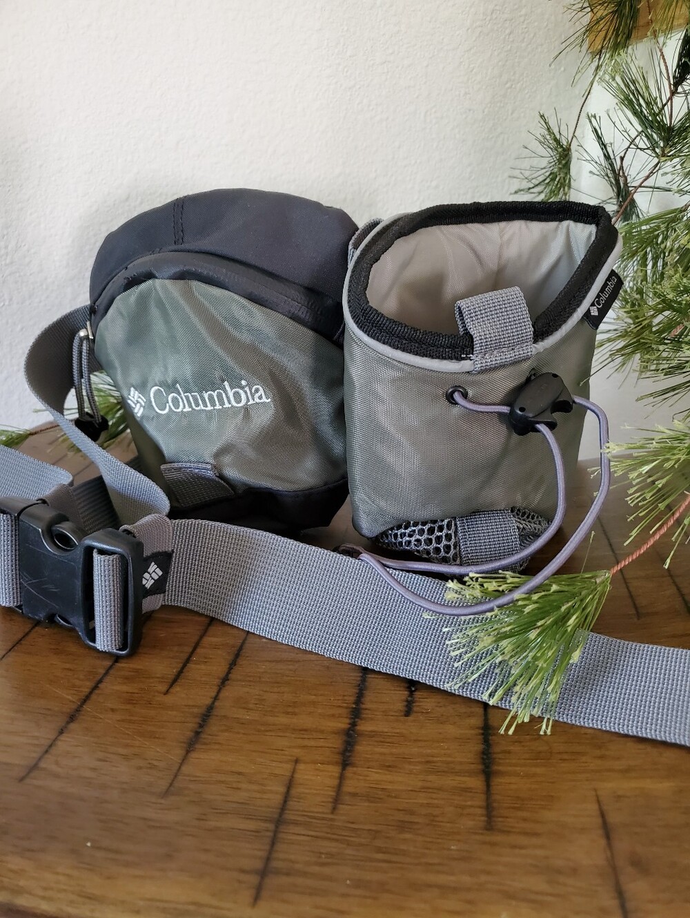 Columbia Vintage Hiking Hydration Waist Pack Fanny Pack Sage Green Gorpcore